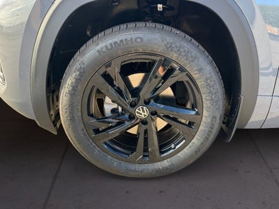 2026 Volkswagen Atlas Cross Sport 2.0T SEL R-Line Black