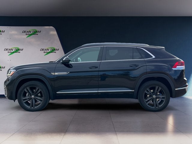 2022 Volkswagen Atlas Cross Sport 2.0T SEL R-Line