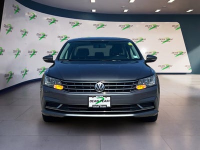 2017 Volkswagen Passat 1.8T SE