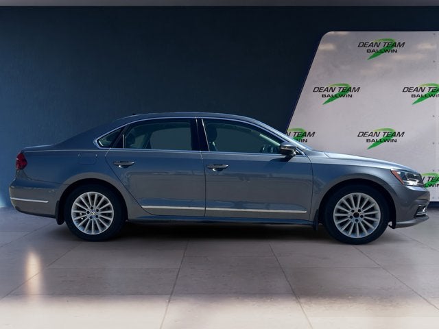 2017 Volkswagen Passat 1.8T SE