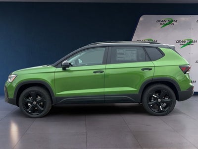 2026 Volkswagen Taos SE Black