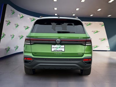 2026 Volkswagen Taos SE Black