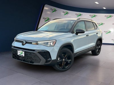 2026 Volkswagen Taos SE Black