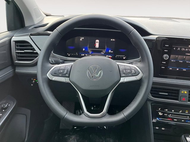 2026 Volkswagen Taos SE Black