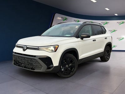 2026 Volkswagen Taos SE Black