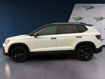 2026 Volkswagen Taos SE Black