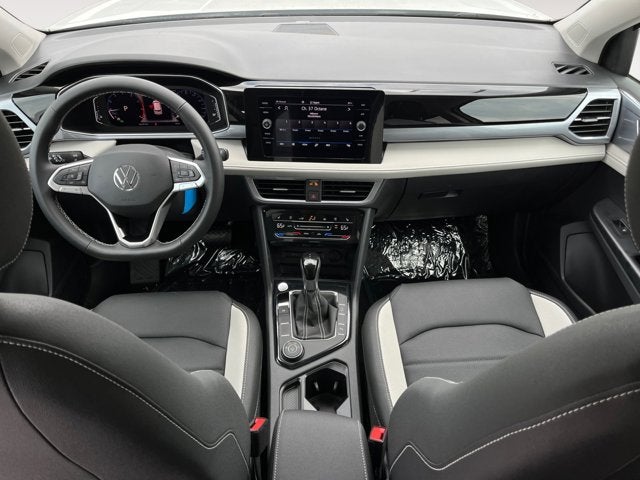 2025 Volkswagen Taos SEL