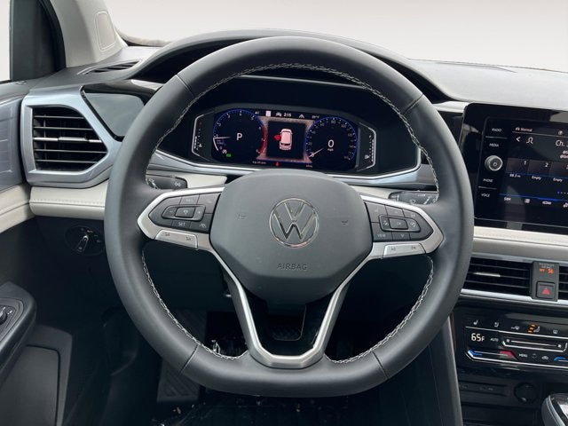 2025 Volkswagen Taos SEL