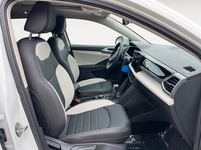 2025 Volkswagen Taos SEL