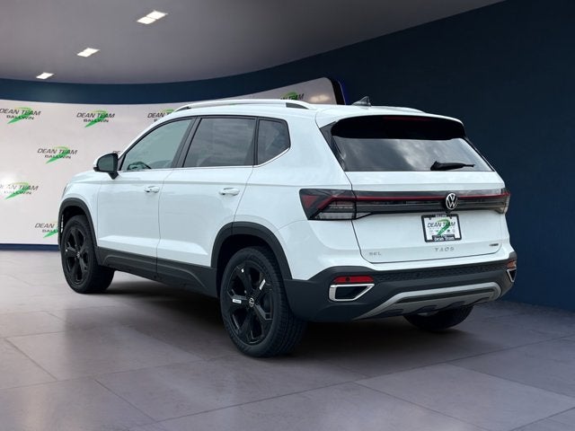 2025 Volkswagen Taos SEL