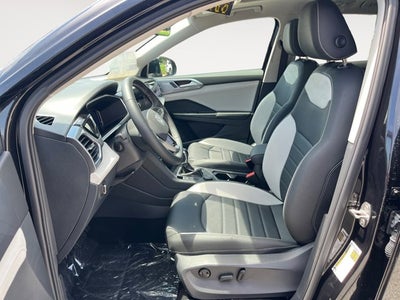 2025 Volkswagen Taos SEL