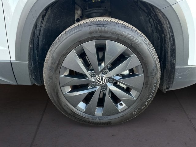 2024 Volkswagen Taos S