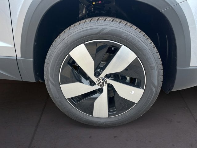 2025 Volkswagen Taos S