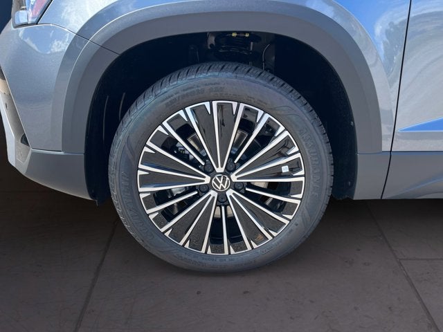 2025 Volkswagen Taos SE