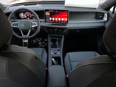 2026 Volkswagen Tiguan SE R-Line Black