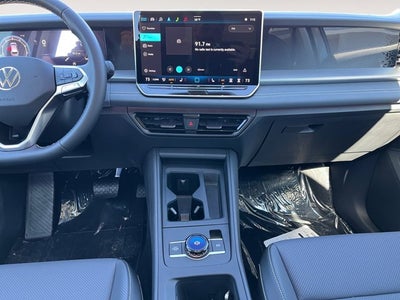 2025 Volkswagen Tiguan SE