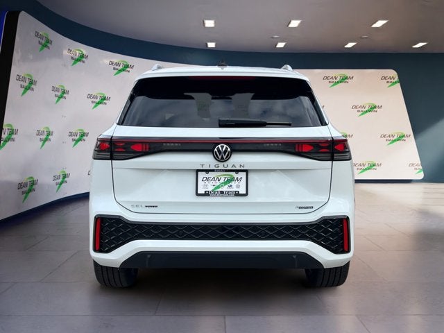 2026 Volkswagen Tiguan SEL R-Line Turbo
