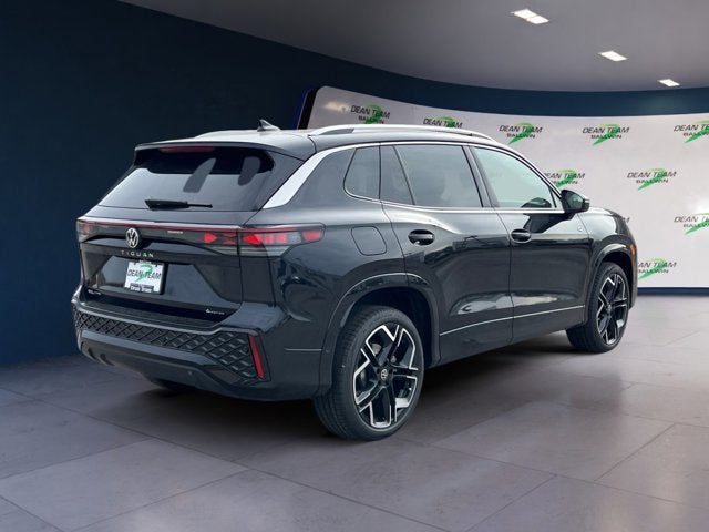 2026 Volkswagen Tiguan SEL R-Line Turbo