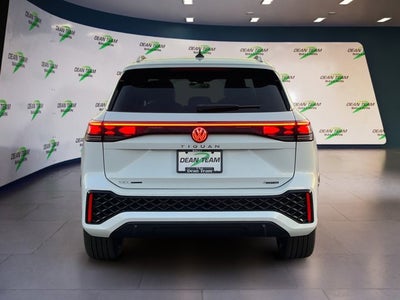 2026 Volkswagen Tiguan SEL R-Line Turbo