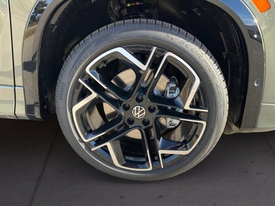 2026 Volkswagen Tiguan SEL R-Line Turbo