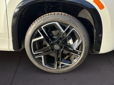 2026 Volkswagen Tiguan SEL R-Line Turbo