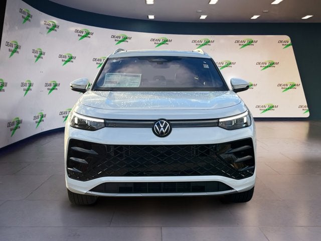 2026 Volkswagen Tiguan SEL R-Line Turbo