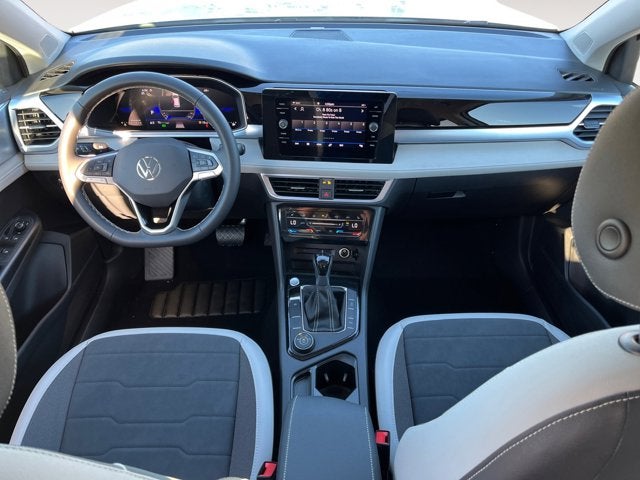 2025 Volkswagen Taos SE