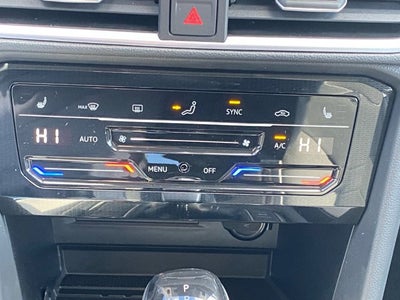 2026 Volkswagen Taos SE