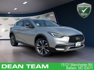 2017 INFINITI QX30 Luxury