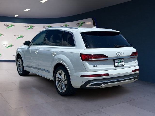2022 Audi Q7 Premium Plus