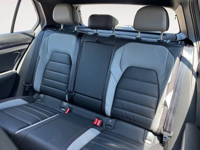 2025 Volkswagen Golf GTI SE