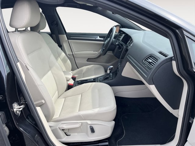 2019 Volkswagen e-Golf SEL Premium