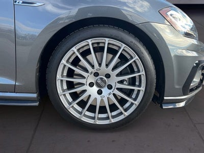 2019 Volkswagen Golf R 2.0T DSG w/DCC/Nav
