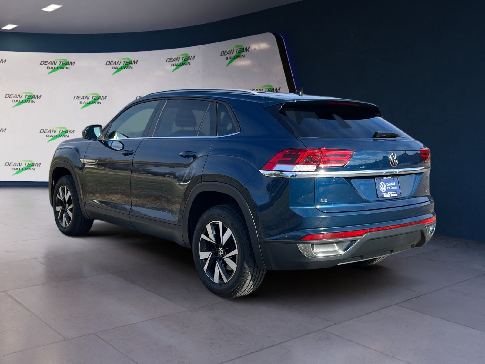 2022 Volkswagen Atlas Cross Sport 2.0T SE