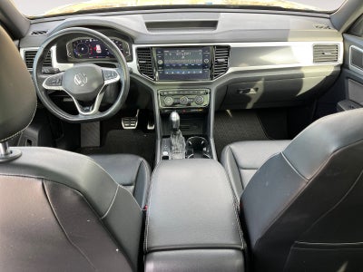 2022 Volkswagen Atlas Cross Sport 2.0T SEL R-Line