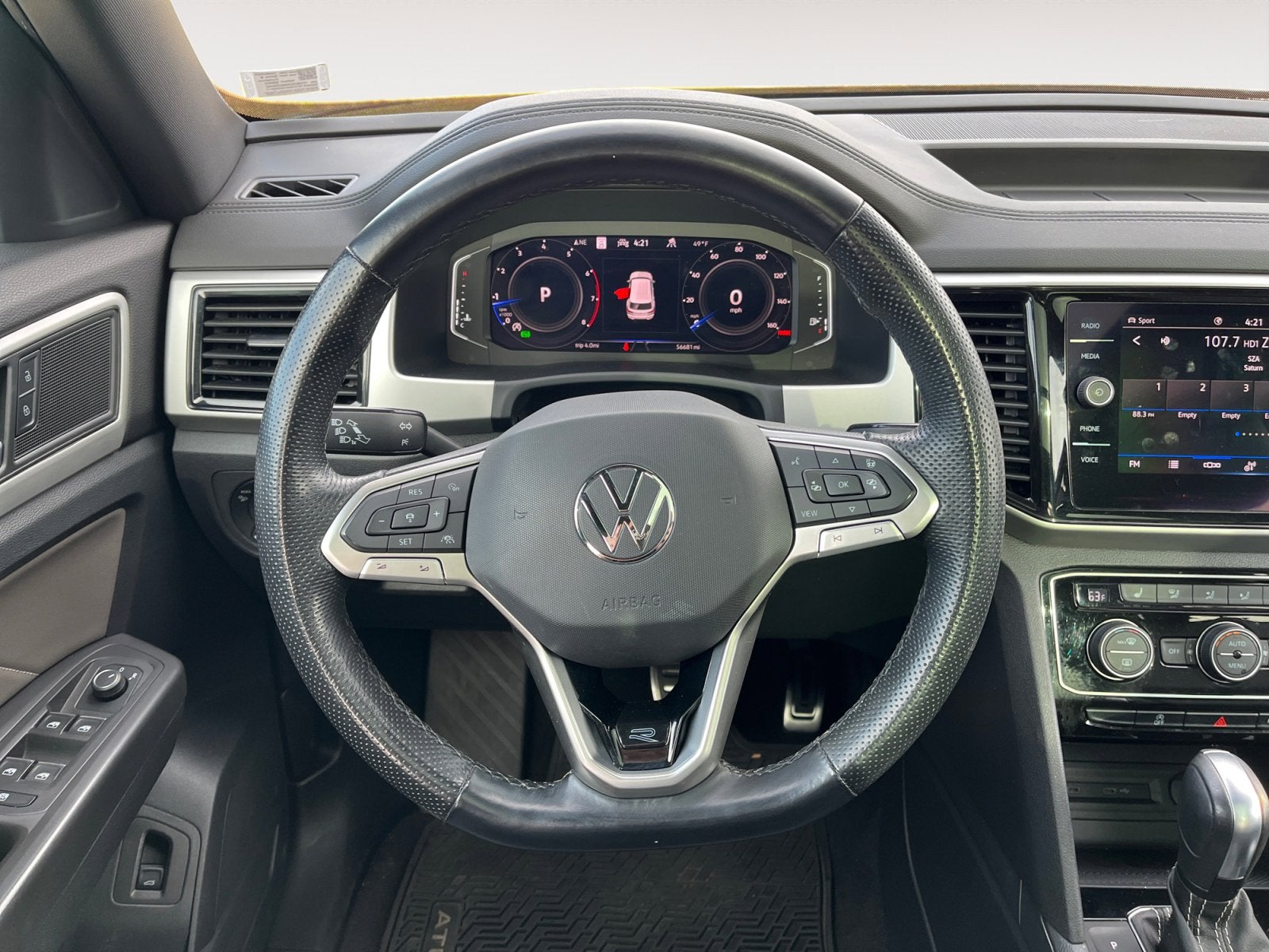 2022 Volkswagen Atlas Cross Sport 2.0T SEL R-Line