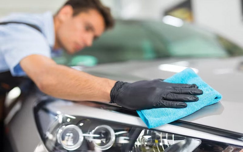 Exterior car detailing service